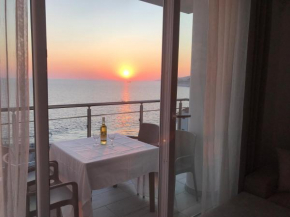 SUNSET APARTMENT
